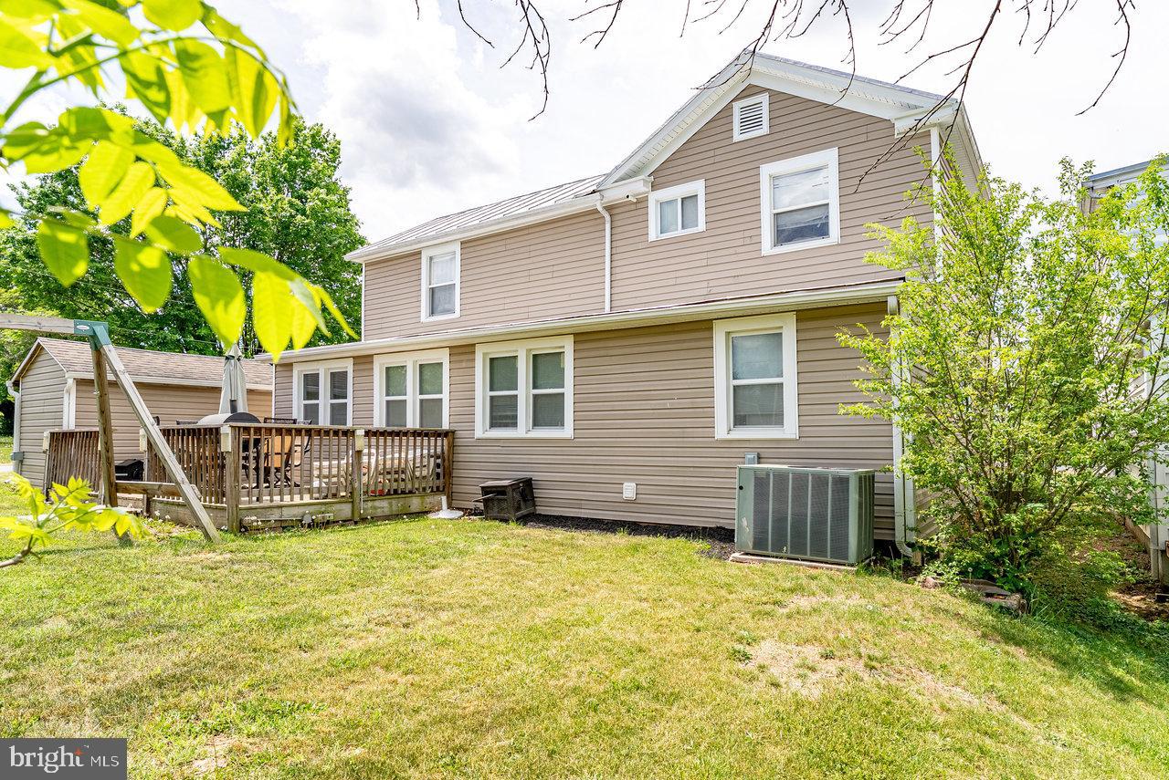 202 JACKSON AVE, ELKTON, Virginia 22827, 4 Bedrooms Bedrooms, ,1 BathroomBathrooms,Residential,For sale,202 JACKSON AVE,VARO2002266 MLS # VARO2002266