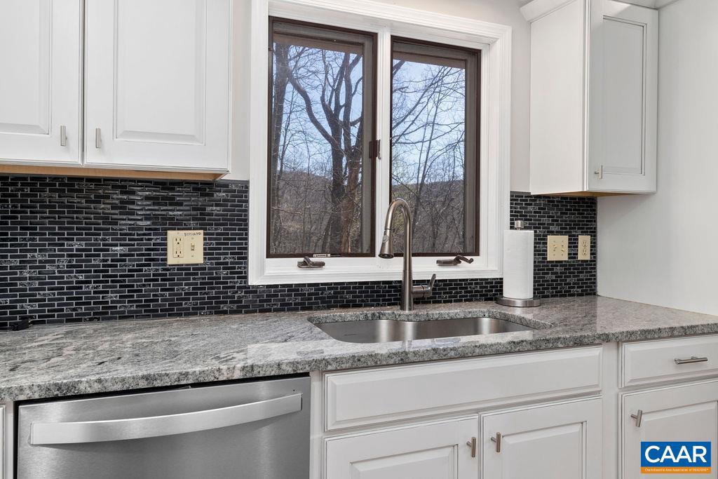 87 FIRTREE DR, WINTERGREEN, Virginia 22967, 4 Bedrooms Bedrooms, ,3 BathroomsBathrooms,Residential,For sale,87 FIRTREE DR,664054 MLS # 664054