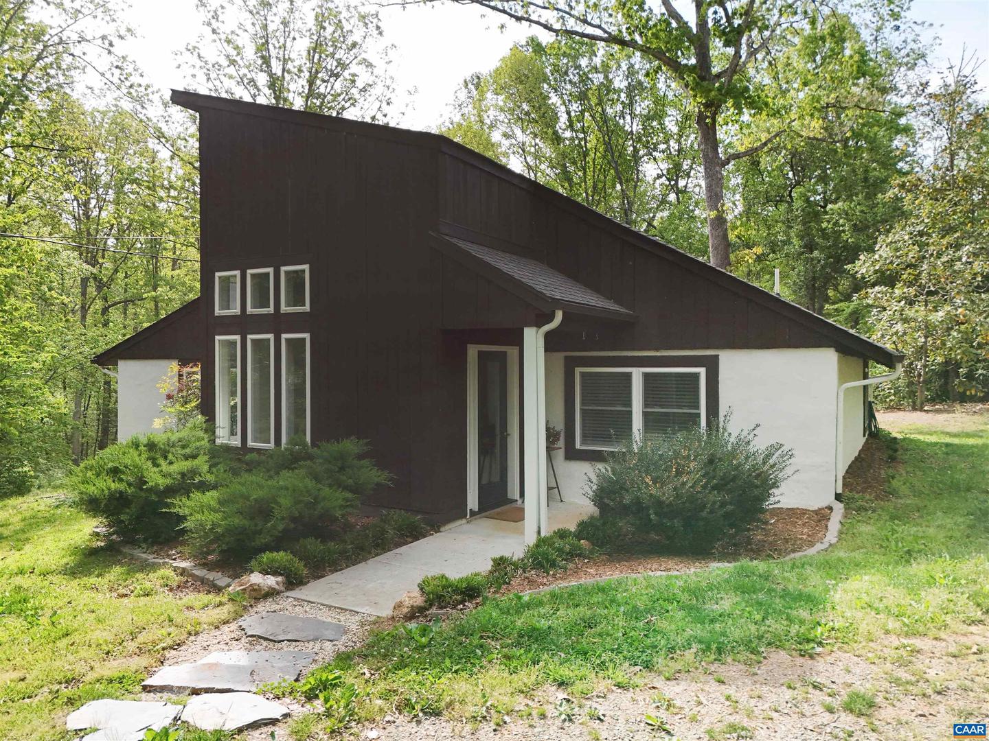 3875 PRESIDENTS RD, SCOTTSVILLE, Virginia 24590, 3 Bedrooms Bedrooms, ,2 BathroomsBathrooms,Residential,For sale,3875 PRESIDENTS RD,664055 MLS # 664055