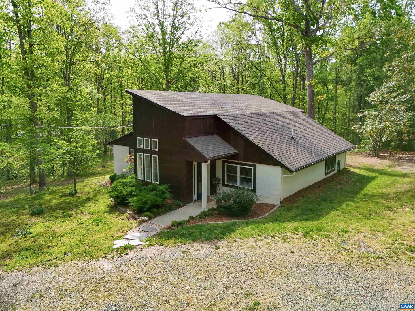 3875 PRESIDENTS RD, SCOTTSVILLE, Virginia 24590, 3 Bedrooms Bedrooms, ,2 BathroomsBathrooms,Residential,For sale,3875 PRESIDENTS RD,664055 MLS # 664055