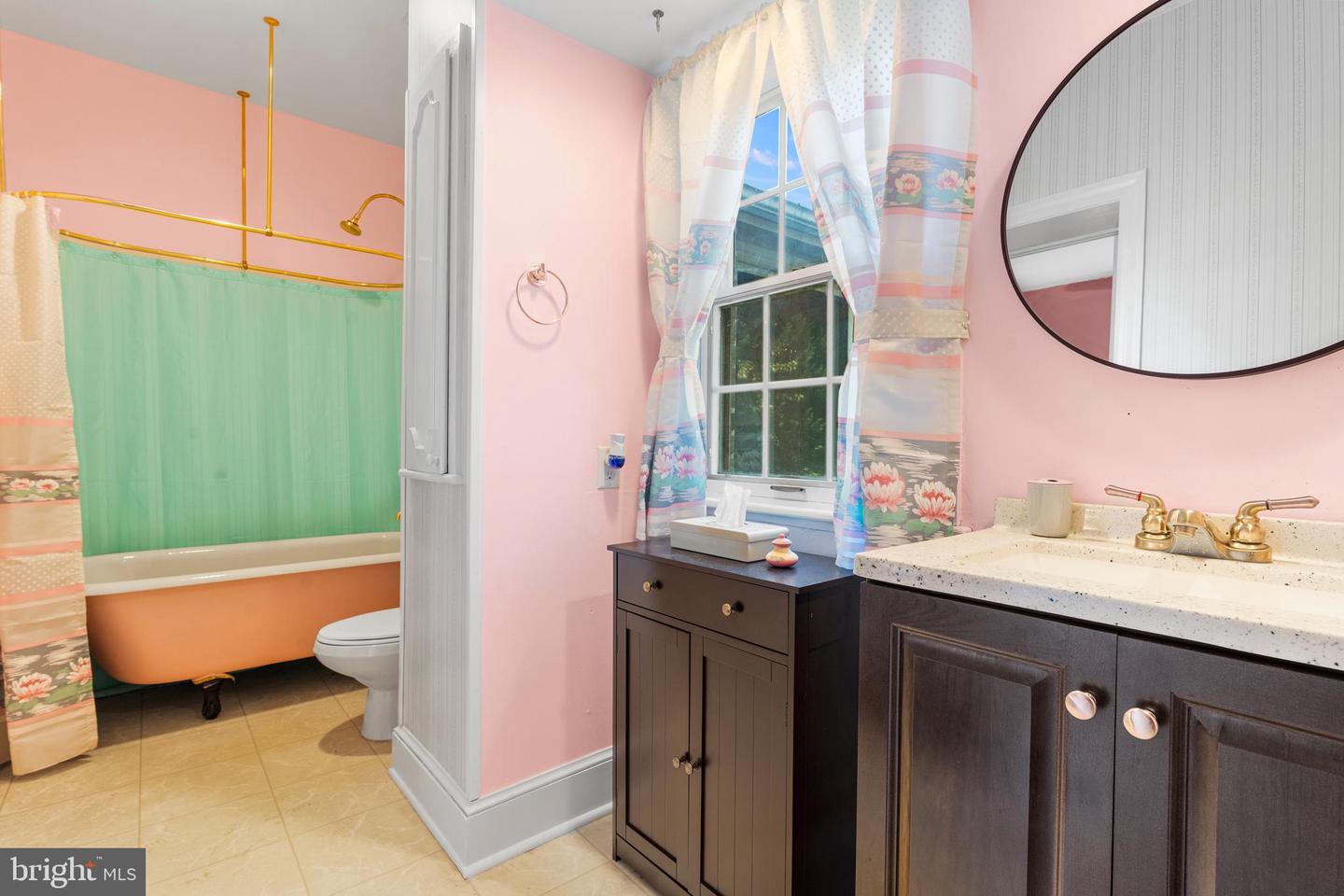 133 W FAIRVIEW RD, CULPEPER, Virginia 22701, 3 Bedrooms Bedrooms, ,3 BathroomsBathrooms,Residential,For sale,133 W FAIRVIEW RD,VACU2010464 MLS # VACU2010464