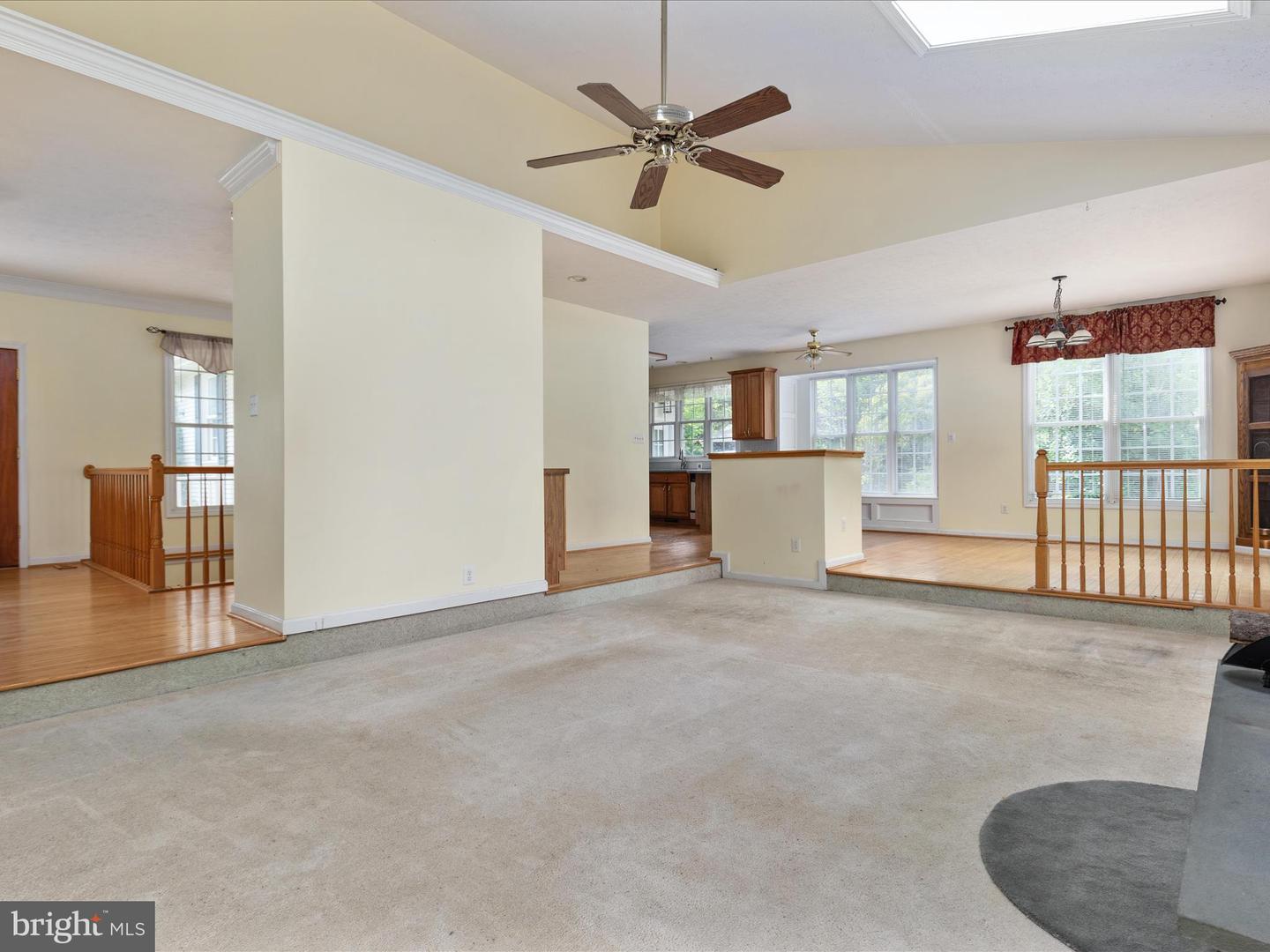 61 RIVER CT, TOMS BROOK, Virginia 22660, 4 Bedrooms Bedrooms, ,3 BathroomsBathrooms,Residential,For sale,61 RIVER CT,VASH2011342 MLS # VASH2011342