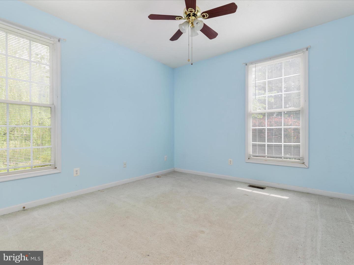 61 RIVER CT, TOMS BROOK, Virginia 22660, 4 Bedrooms Bedrooms, ,3 BathroomsBathrooms,Residential,For sale,61 RIVER CT,VASH2011342 MLS # VASH2011342