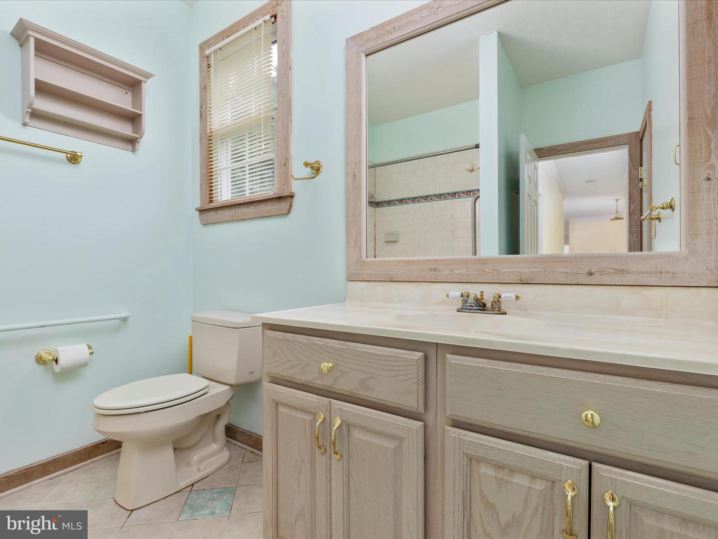 61 RIVER CT, TOMS BROOK, Virginia 22660, 4 Bedrooms Bedrooms, ,3 BathroomsBathrooms,Residential,For sale,61 RIVER CT,VASH2011342 MLS # VASH2011342