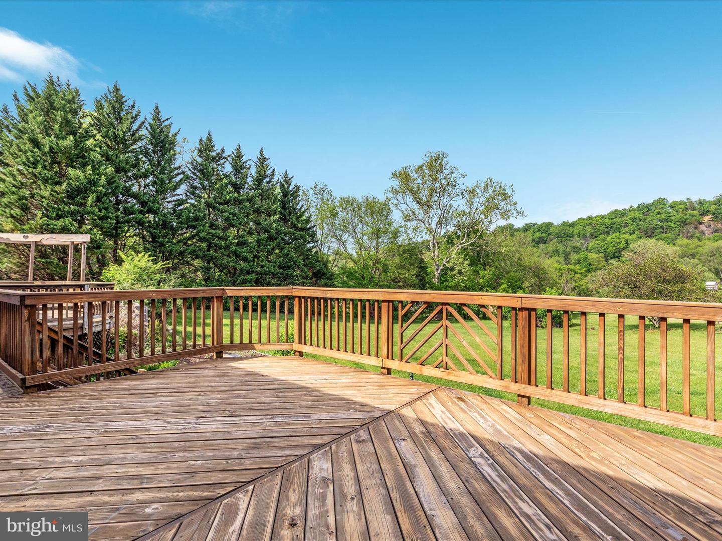 61 RIVER CT, TOMS BROOK, Virginia 22660, 4 Bedrooms Bedrooms, ,3 BathroomsBathrooms,Residential,For sale,61 RIVER CT,VASH2011342 MLS # VASH2011342