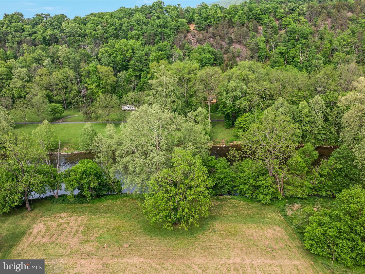 61 RIVER CT, TOMS BROOK, Virginia 22660, 4 Bedrooms Bedrooms, ,3 BathroomsBathrooms,Residential,For sale,61 RIVER CT,VASH2011342 MLS # VASH2011342