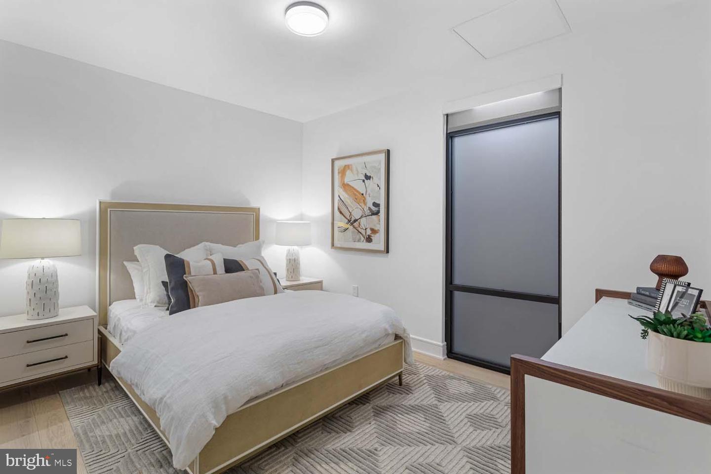 6718 LOWELL AVE #406, MCLEAN, Virginia 22101, 2 Bedrooms Bedrooms, ,2 BathroomsBathrooms,Residential,For sale,6718 LOWELL AVE #406,VAFX2238560 MLS # VAFX2238560