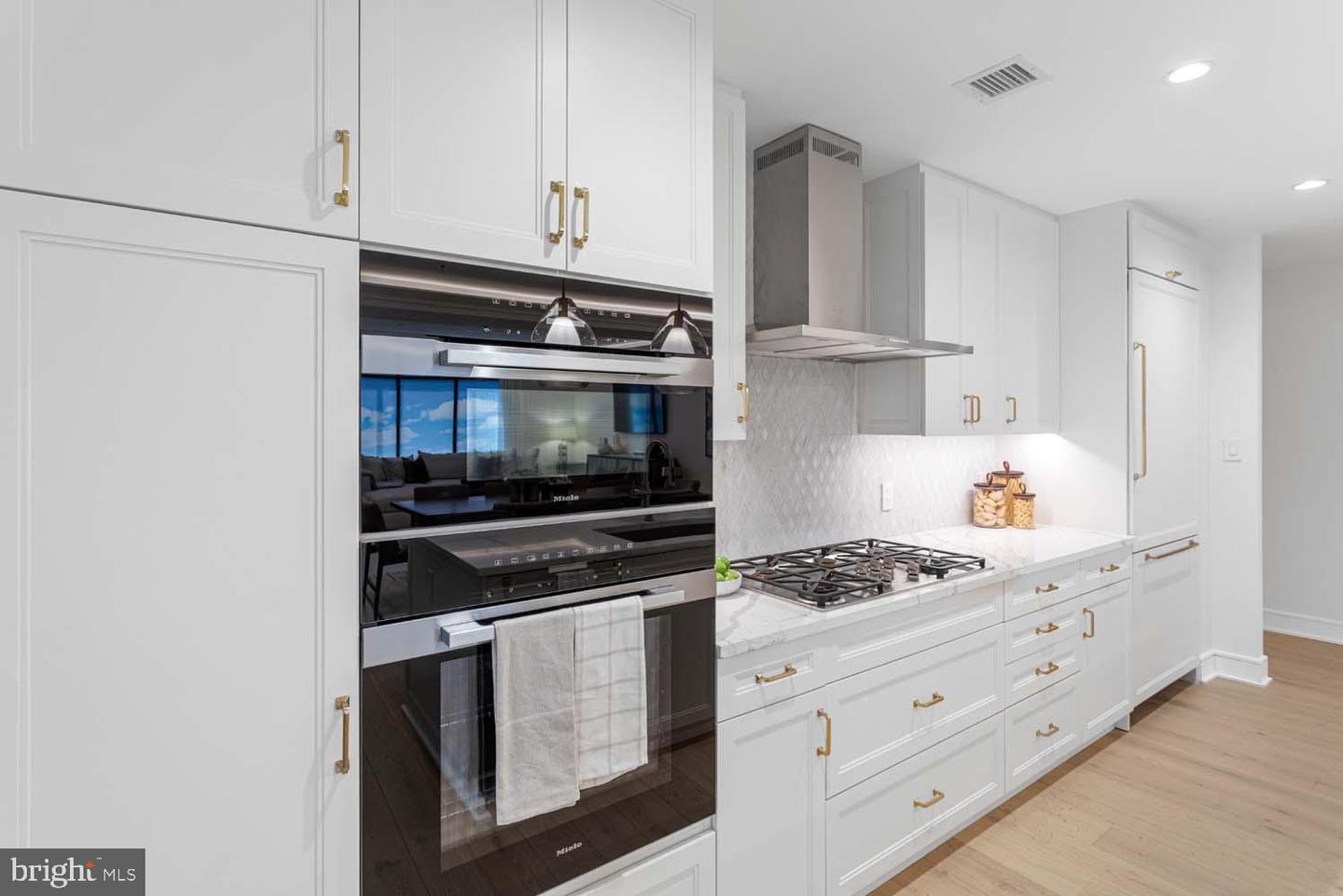 6718 LOWELL AVE #406, MCLEAN, Virginia 22101, 2 Bedrooms Bedrooms, ,2 BathroomsBathrooms,Residential,For sale,6718 LOWELL AVE #406,VAFX2238560 MLS # VAFX2238560