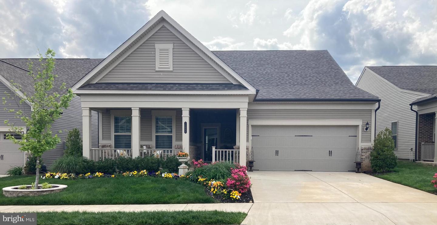 15986 SWEET VIOLET LN, HAYMARKET, Virginia 20169, 3 Bedrooms Bedrooms, ,3 BathroomsBathrooms,Residential,For sale,15986 SWEET VIOLET LN,VAPW2093898 MLS # VAPW2093898