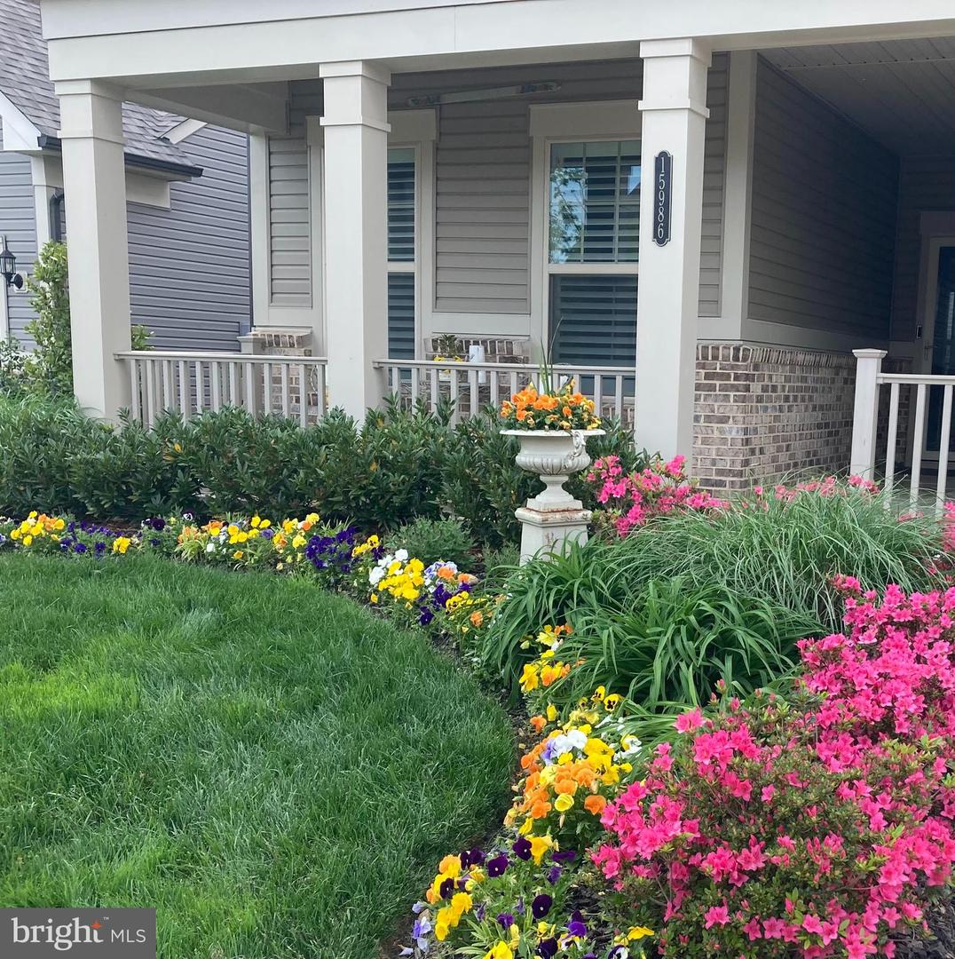 15986 SWEET VIOLET LN, HAYMARKET, Virginia 20169, 3 Bedrooms Bedrooms, ,3 BathroomsBathrooms,Residential,For sale,15986 SWEET VIOLET LN,VAPW2093898 MLS # VAPW2093898