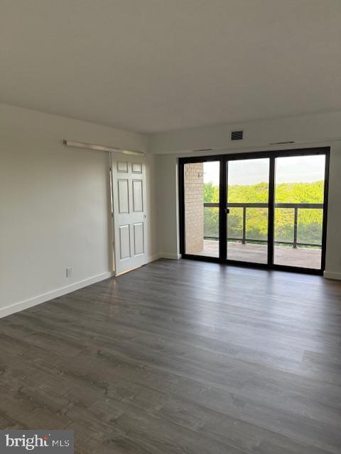 205 YOAKUM PKWY #1010, ALEXANDRIA, Virginia 22304, 2 Bedrooms Bedrooms, 5 Rooms Rooms,1 BathroomBathrooms,Residential,For sale,205 YOAKUM PKWY #1010,VAAX2044936 MLS # VAAX2044936