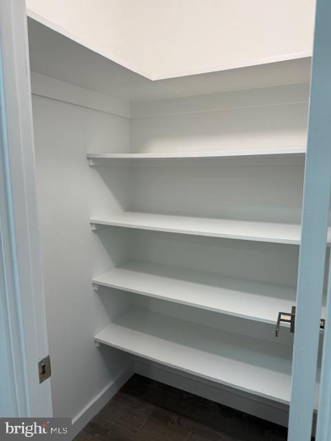 205 YOAKUM PKWY #1010, ALEXANDRIA, Virginia 22304, 2 Bedrooms Bedrooms, 5 Rooms Rooms,1 BathroomBathrooms,Residential,For sale,205 YOAKUM PKWY #1010,VAAX2044936 MLS # VAAX2044936