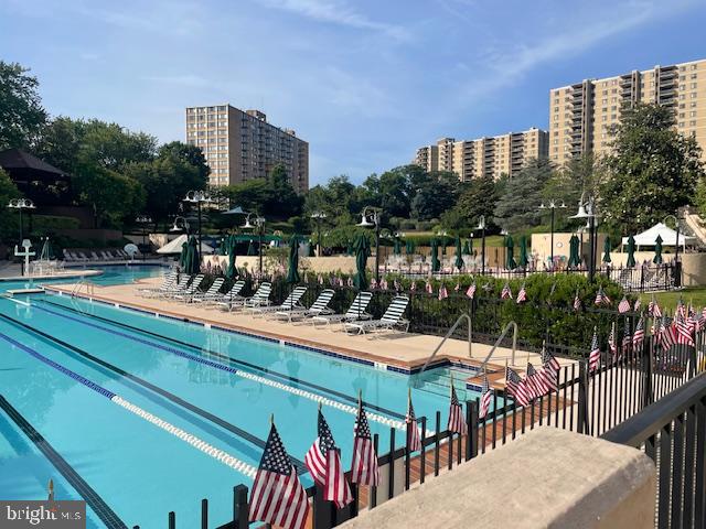 205 YOAKUM PKWY #1010, ALEXANDRIA, Virginia 22304, 2 Bedrooms Bedrooms, 5 Rooms Rooms,1 BathroomBathrooms,Residential,For sale,205 YOAKUM PKWY #1010,VAAX2044936 MLS # VAAX2044936