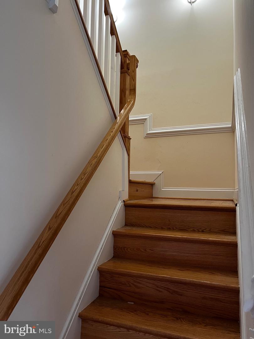 24 WILLIS LN, WARRENTON, Virginia 20186, 3 Bedrooms Bedrooms, ,2 BathroomsBathrooms,Residential,For sale,24 WILLIS LN,VAFQ2016492 MLS # VAFQ2016492