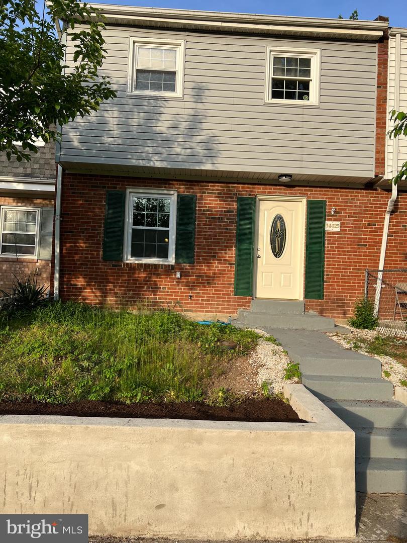 14425 VILLAGE DR, WOODBRIDGE, Virginia 22191, 3 Bedrooms Bedrooms, ,3 BathroomsBathrooms,Residential,For sale,14425 VILLAGE DR,VAPW2093916 MLS # VAPW2093916