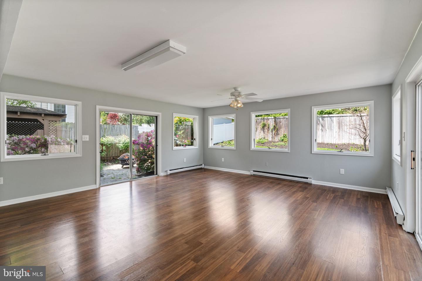 7024 STATENDAM CT, MCLEAN, Virginia 22101, 4 Bedrooms Bedrooms, ,3 BathroomsBathrooms,Residential,For sale,7024 STATENDAM CT,VAFX2238512 MLS # VAFX2238512