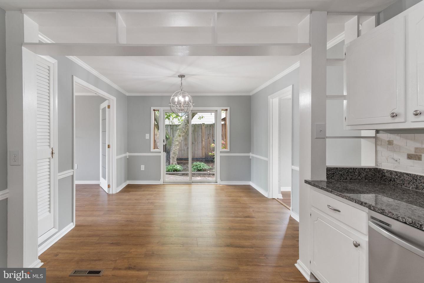 7024 STATENDAM CT, MCLEAN, Virginia 22101, 4 Bedrooms Bedrooms, ,3 BathroomsBathrooms,Residential,For sale,7024 STATENDAM CT,VAFX2238512 MLS # VAFX2238512