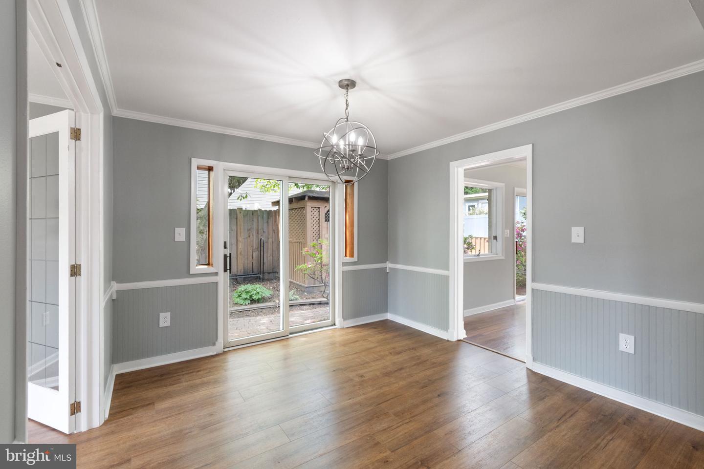 7024 STATENDAM CT, MCLEAN, Virginia 22101, 4 Bedrooms Bedrooms, ,3 BathroomsBathrooms,Residential,For sale,7024 STATENDAM CT,VAFX2238512 MLS # VAFX2238512