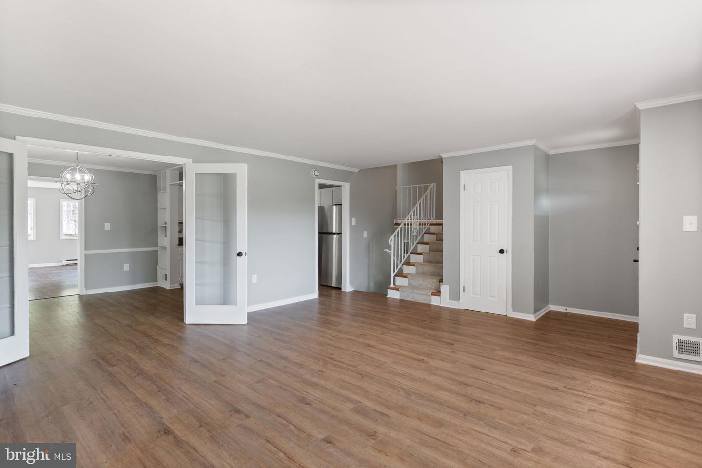 7024 STATENDAM CT, MCLEAN, Virginia 22101, 4 Bedrooms Bedrooms, ,3 BathroomsBathrooms,Residential,For sale,7024 STATENDAM CT,VAFX2238512 MLS # VAFX2238512