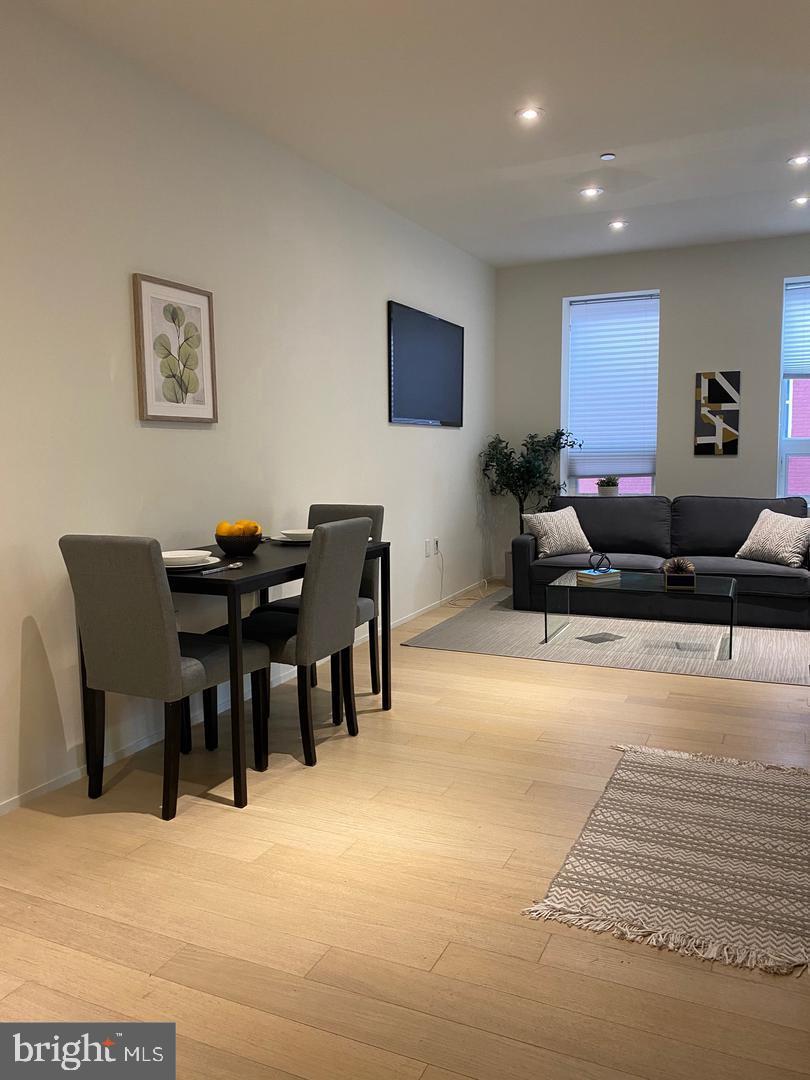 2422 17TH ST NW #207, WASHINGTON, District Of Columbia 20009, 2 Bedrooms Bedrooms, 2 Rooms Rooms,2 BathroomsBathrooms,Residential,For sale,2422 17TH ST NW #207,DCDC2158190 MLS # DCDC2158190