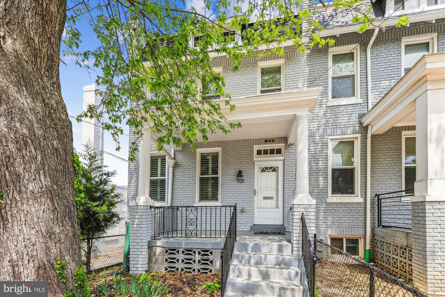 931 FARRAGUT ST NW, WASHINGTON, District Of Columbia 20011, 3 Bedrooms Bedrooms, ,2 BathroomsBathrooms,Residential,For sale,931 FARRAGUT ST NW,DCDC2172700 MLS # DCDC2172700