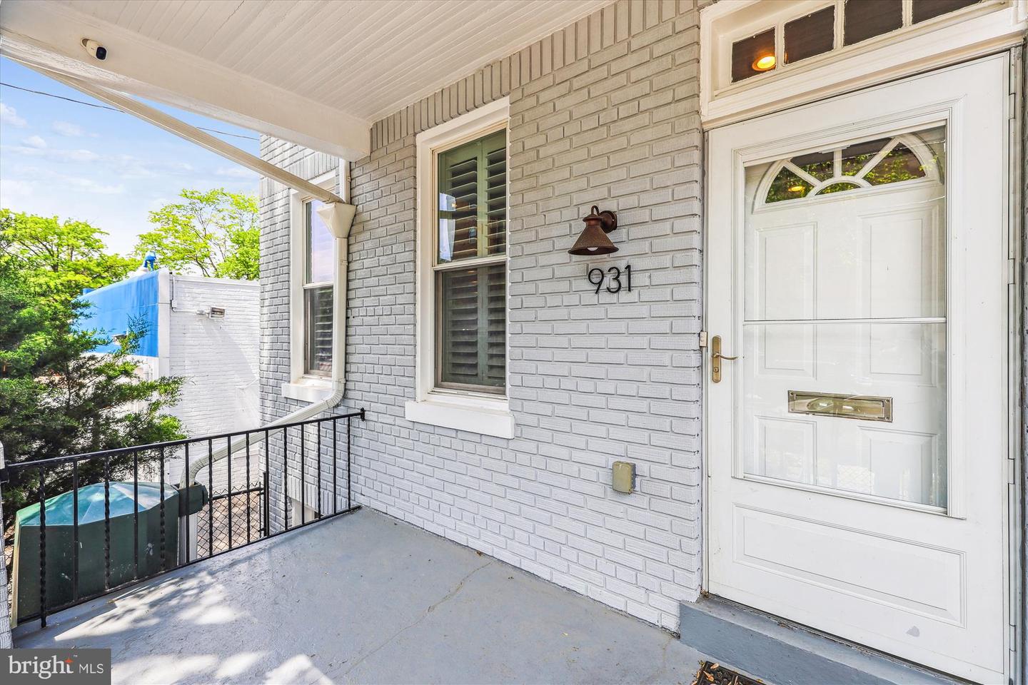 931 FARRAGUT ST NW, WASHINGTON, District Of Columbia 20011, 3 Bedrooms Bedrooms, ,2 BathroomsBathrooms,Residential,For sale,931 FARRAGUT ST NW,DCDC2172700 MLS # DCDC2172700