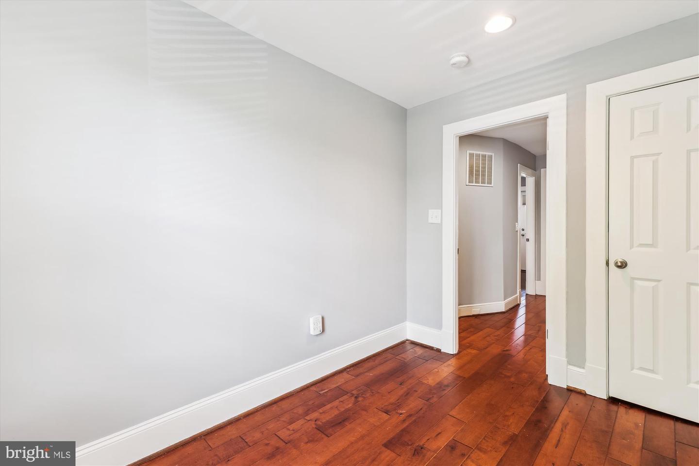 931 FARRAGUT ST NW, WASHINGTON, District Of Columbia 20011, 3 Bedrooms Bedrooms, ,2 BathroomsBathrooms,Residential,For sale,931 FARRAGUT ST NW,DCDC2172700 MLS # DCDC2172700