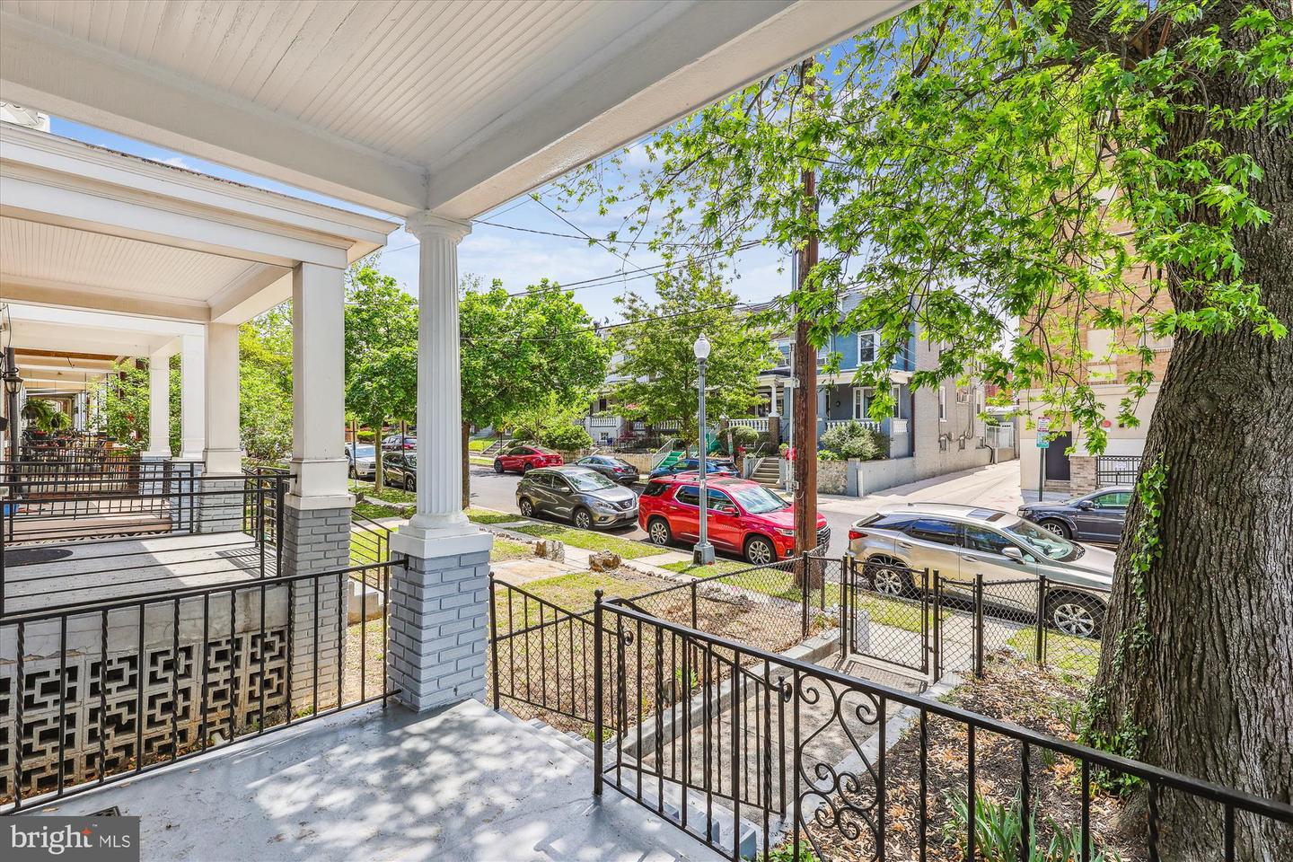 931 FARRAGUT ST NW, WASHINGTON, District Of Columbia 20011, 3 Bedrooms Bedrooms, ,2 BathroomsBathrooms,Residential,For sale,931 FARRAGUT ST NW,DCDC2172700 MLS # DCDC2172700