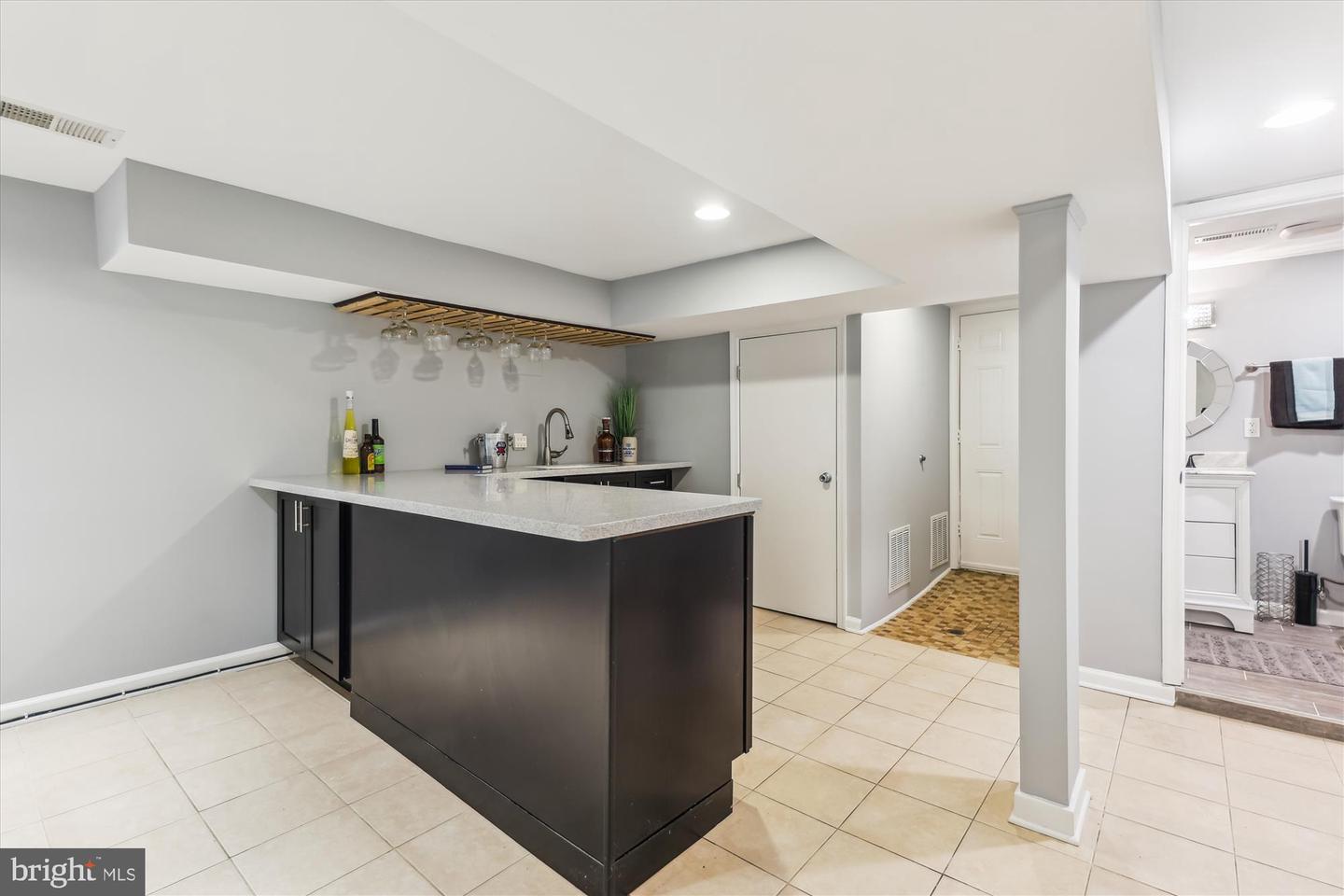 931 FARRAGUT ST NW, WASHINGTON, District Of Columbia 20011, 3 Bedrooms Bedrooms, ,2 BathroomsBathrooms,Residential,For sale,931 FARRAGUT ST NW,DCDC2172700 MLS # DCDC2172700