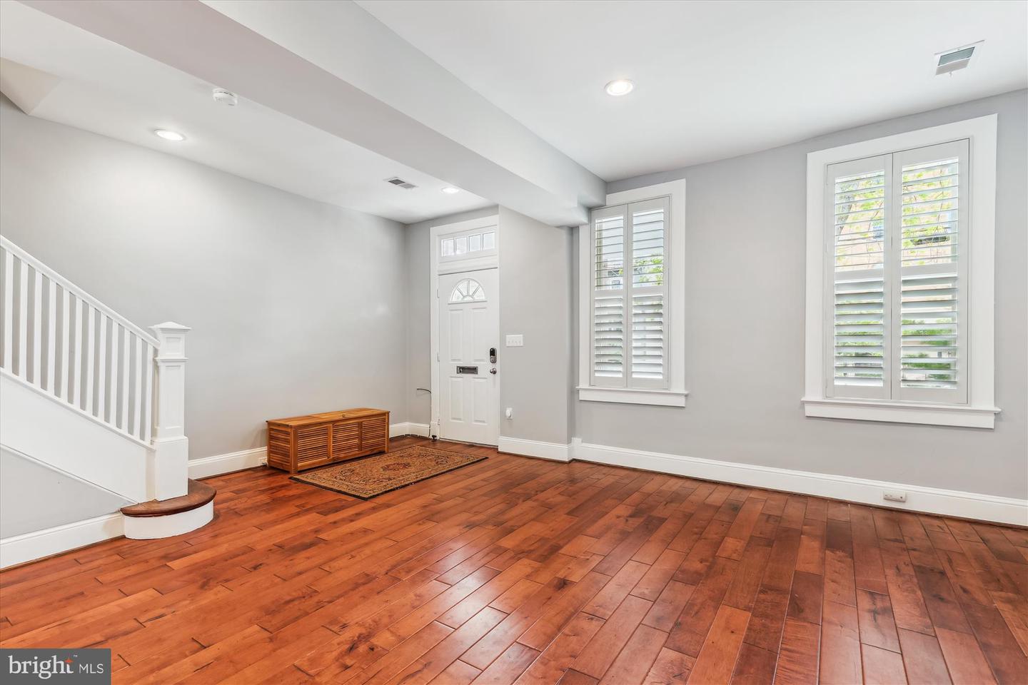 931 FARRAGUT ST NW, WASHINGTON, District Of Columbia 20011, 3 Bedrooms Bedrooms, ,2 BathroomsBathrooms,Residential,For sale,931 FARRAGUT ST NW,DCDC2172700 MLS # DCDC2172700