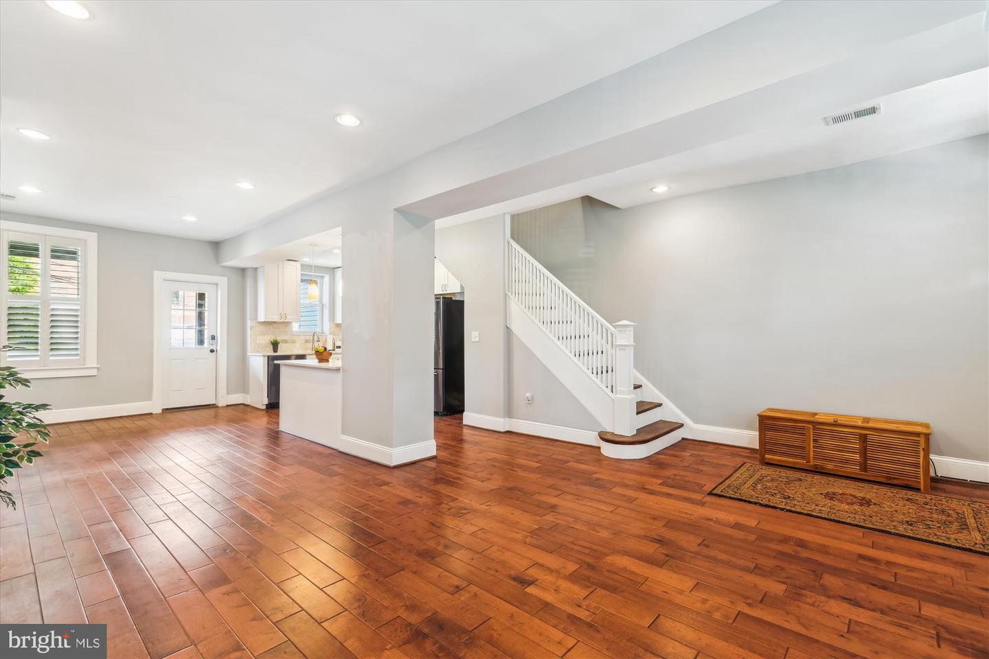 931 FARRAGUT ST NW, WASHINGTON, District Of Columbia 20011, 3 Bedrooms Bedrooms, ,2 BathroomsBathrooms,Residential,For sale,931 FARRAGUT ST NW,DCDC2172700 MLS # DCDC2172700