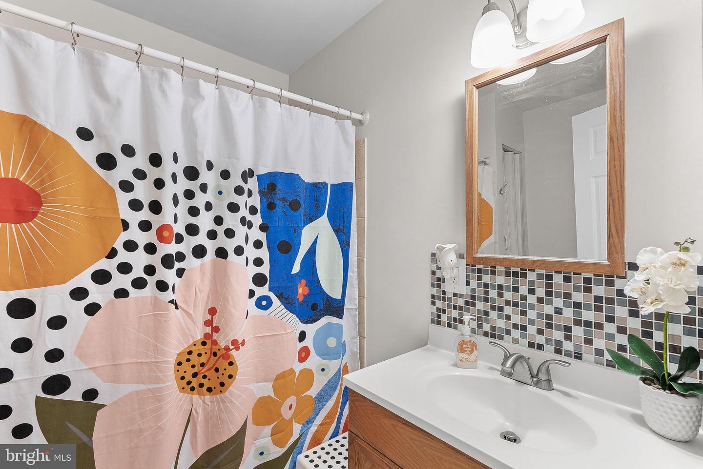 12808 COLBY DR, WOODBRIDGE, Virginia 22192, 5 Bedrooms Bedrooms, ,3 BathroomsBathrooms,Residential,For sale,12808 COLBY DR,VAPW2088800 MLS # VAPW2088800