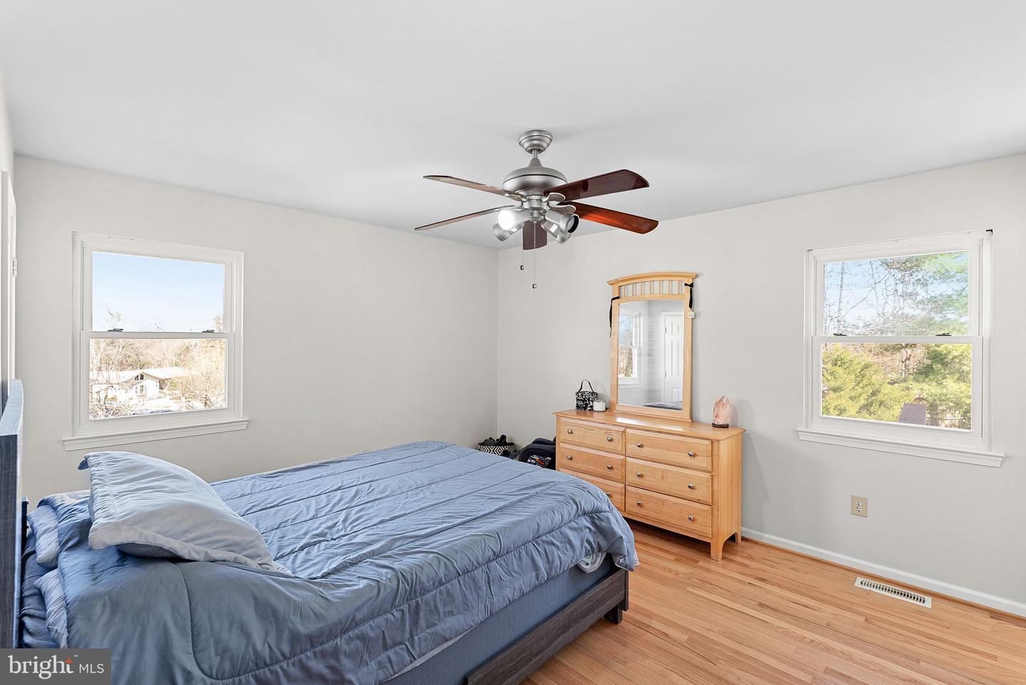 12808 COLBY DR, WOODBRIDGE, Virginia 22192, 5 Bedrooms Bedrooms, ,3 BathroomsBathrooms,Residential,For sale,12808 COLBY DR,VAPW2088800 MLS # VAPW2088800