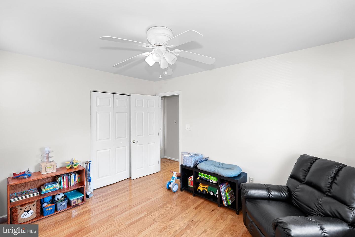 12808 COLBY DR, WOODBRIDGE, Virginia 22192, 5 Bedrooms Bedrooms, ,3 BathroomsBathrooms,Residential,For sale,12808 COLBY DR,VAPW2088800 MLS # VAPW2088800