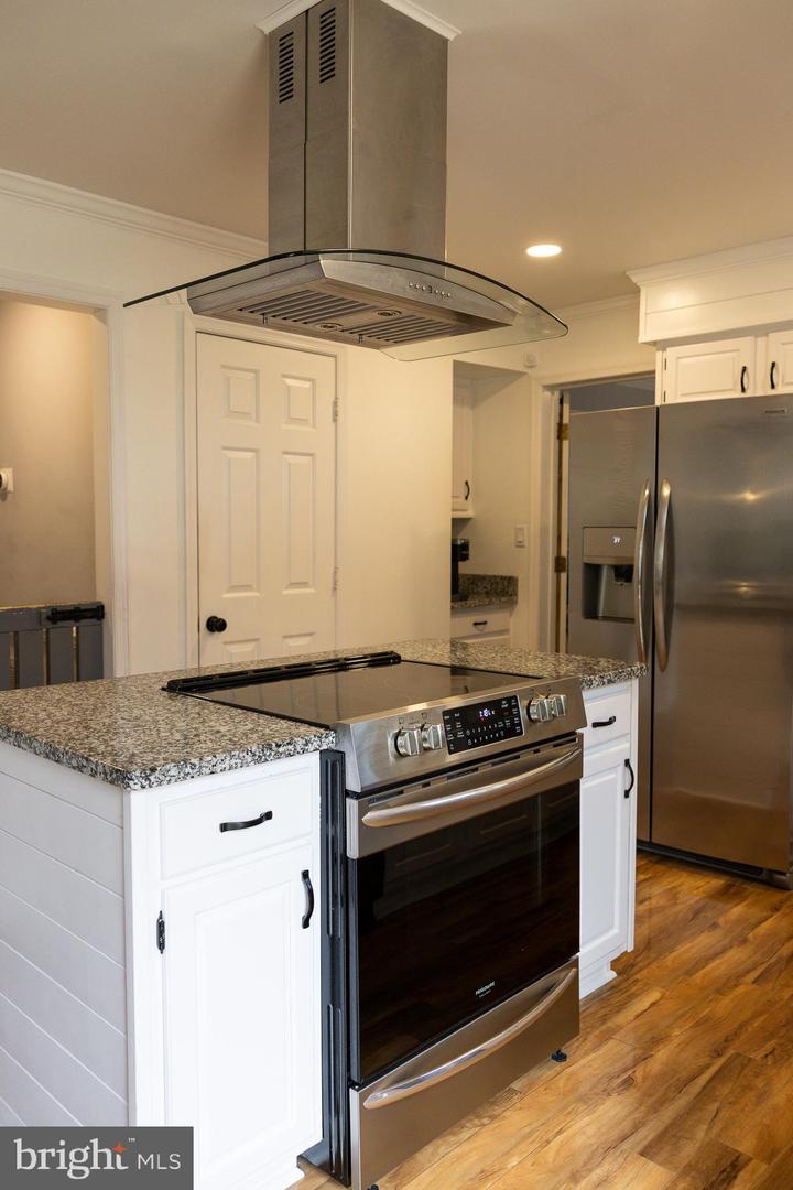 10512 NI RIVER DR, SPOTSYLVANIA, Virginia 22553, 4 Bedrooms Bedrooms, ,2 BathroomsBathrooms,Residential,For sale,10512 NI RIVER DR,VASP2031734 MLS # VASP2031734
