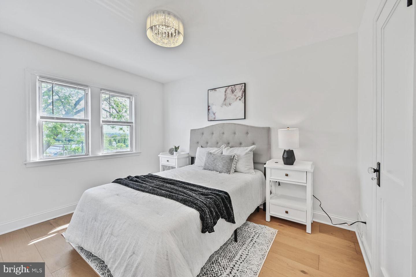 1539 K ST SE, WASHINGTON, District Of Columbia 20003, 3 Bedrooms Bedrooms, 6 Rooms Rooms,2 BathroomsBathrooms,Residential,For sale,1539 K ST SE,DCDC2193144 MLS # DCDC2193144