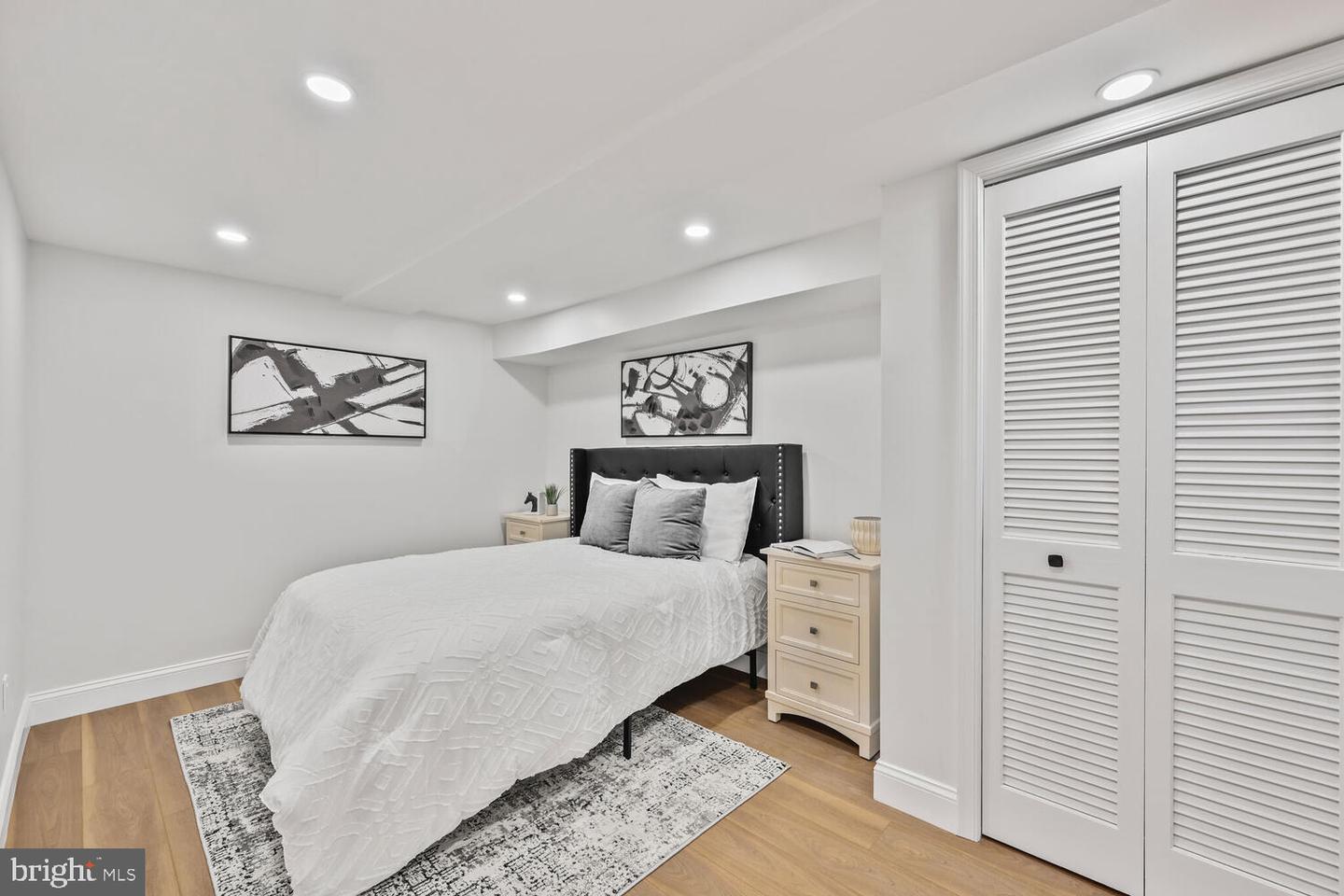 1539 K ST SE, WASHINGTON, District Of Columbia 20003, 3 Bedrooms Bedrooms, 6 Rooms Rooms,2 BathroomsBathrooms,Residential,For sale,1539 K ST SE,DCDC2193144 MLS # DCDC2193144