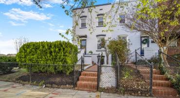 1539 K ST SE, WASHINGTON, District Of Columbia 20003, 3 Bedrooms Bedrooms, 6 Rooms Rooms,2 BathroomsBathrooms,Residential,For sale,1539 K ST SE,DCDC2193144 MLS # DCDC2193144