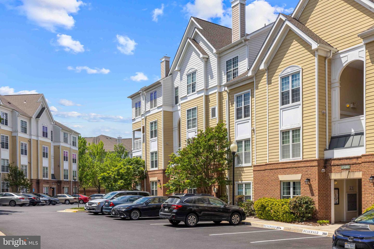 2102 HIGHCOURT LN #102, HERNDON, Virginia 20170, 1 Bedroom Bedrooms, ,1 BathroomBathrooms,Residential,For sale,2102 HIGHCOURT LN #102,VAFX2231702 MLS # VAFX2231702