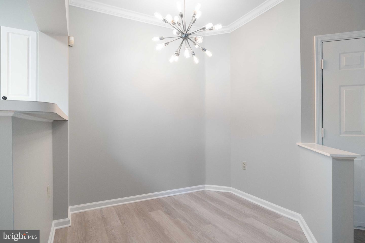 2102 HIGHCOURT LN #102, HERNDON, Virginia 20170, 1 Bedroom Bedrooms, ,1 BathroomBathrooms,Residential,For sale,2102 HIGHCOURT LN #102,VAFX2231702 MLS # VAFX2231702