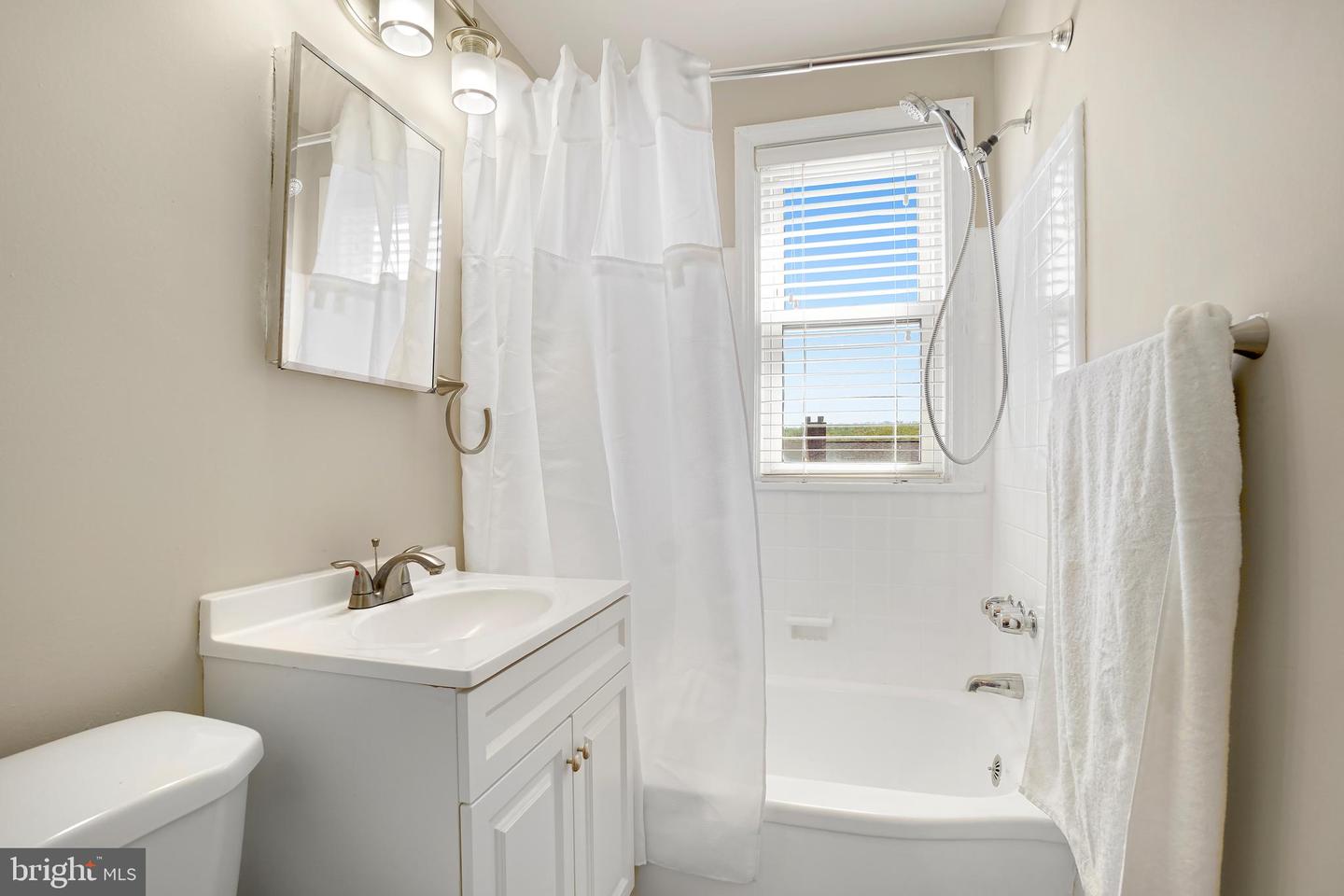CHAPLIN ST SE #4333, WASHINGTON, District Of Columbia 20019, 3 Bedrooms Bedrooms, ,2 BathroomsBathrooms,Residential,For sale,CHAPLIN ST SE #4333,DCDC2194192 MLS # DCDC2194192