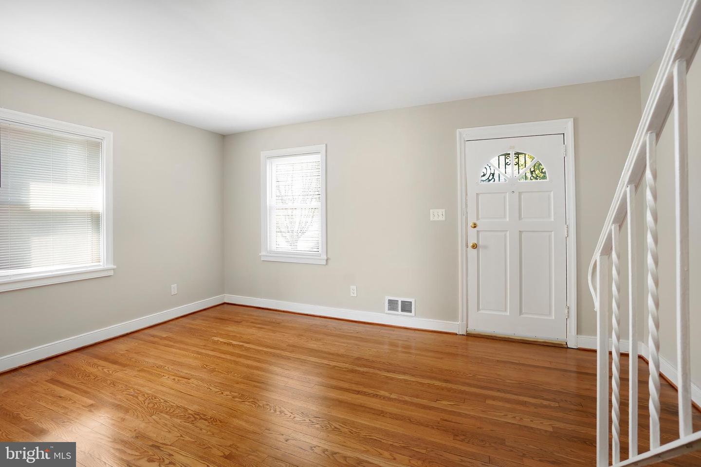 CHAPLIN ST SE #4333, WASHINGTON, District Of Columbia 20019, 3 Bedrooms Bedrooms, ,2 BathroomsBathrooms,Residential,For sale,CHAPLIN ST SE #4333,DCDC2194192 MLS # DCDC2194192