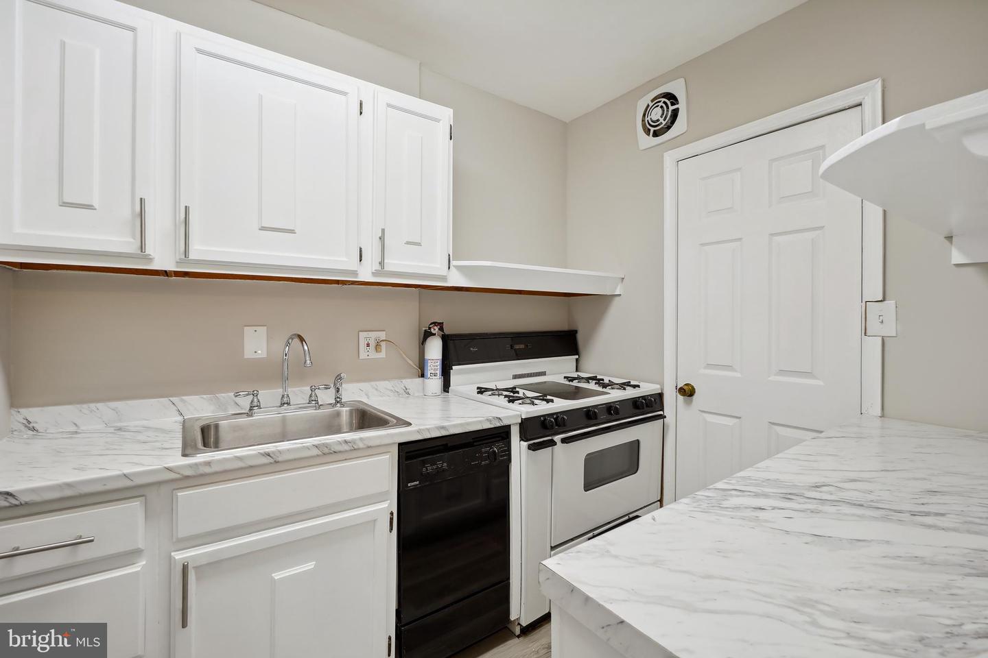 CHAPLIN ST SE #4333, WASHINGTON, District Of Columbia 20019, 3 Bedrooms Bedrooms, ,2 BathroomsBathrooms,Residential,For sale,CHAPLIN ST SE #4333,DCDC2194192 MLS # DCDC2194192