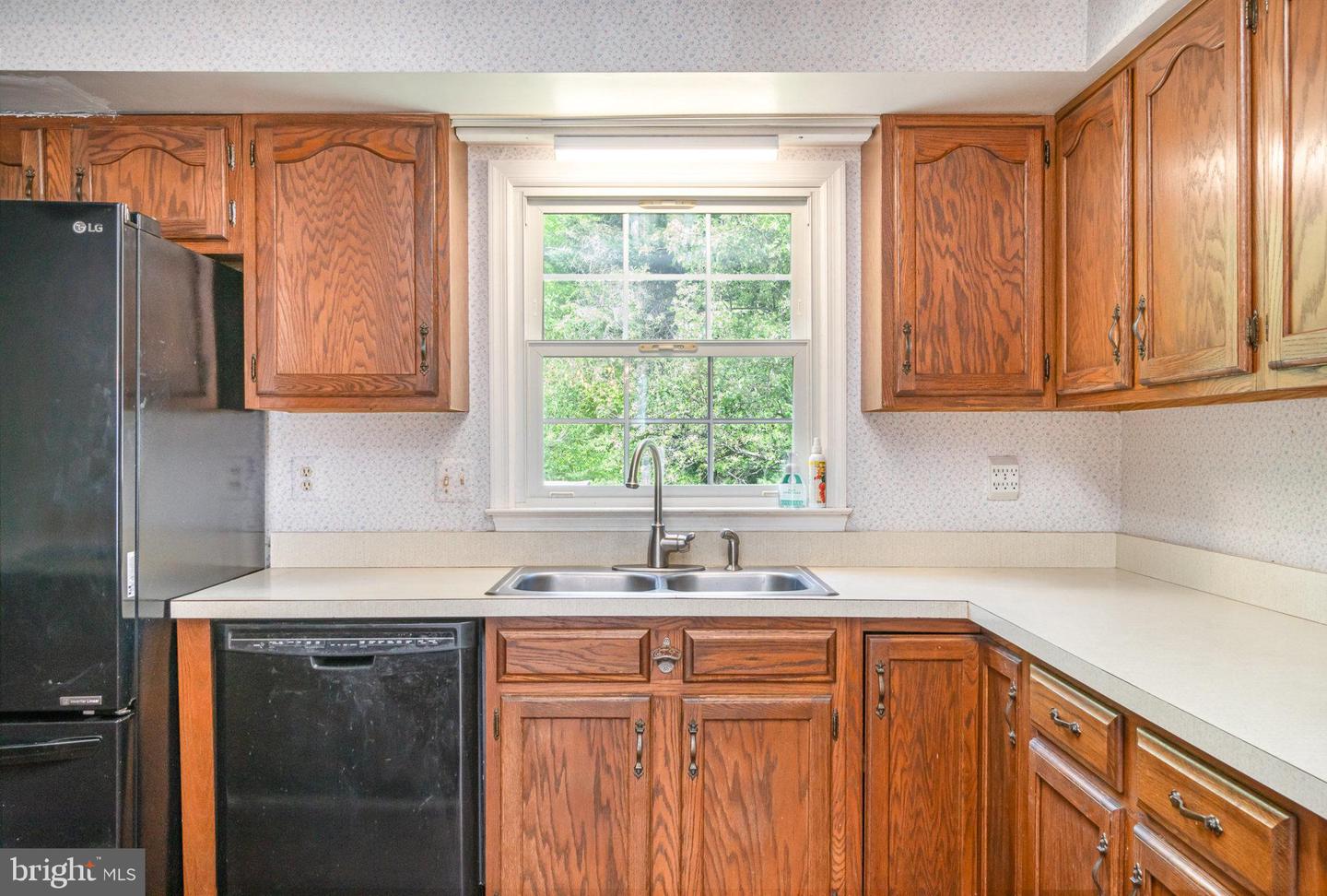 13440 CHRISTOPHER PL, WOODBRIDGE, Virginia 22192, 5 Bedrooms Bedrooms, ,3 BathroomsBathrooms,Residential,For sale,13440 CHRISTOPHER PL,VAPW2092422 MLS # VAPW2092422