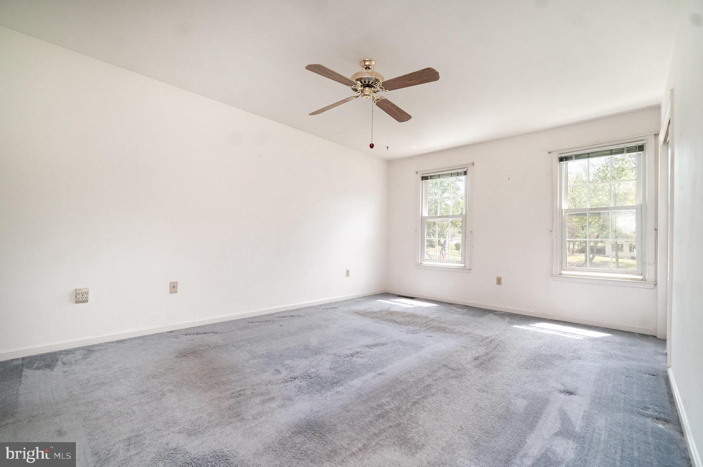 13440 CHRISTOPHER PL, WOODBRIDGE, Virginia 22192, 5 Bedrooms Bedrooms, ,3 BathroomsBathrooms,Residential,For sale,13440 CHRISTOPHER PL,VAPW2092422 MLS # VAPW2092422