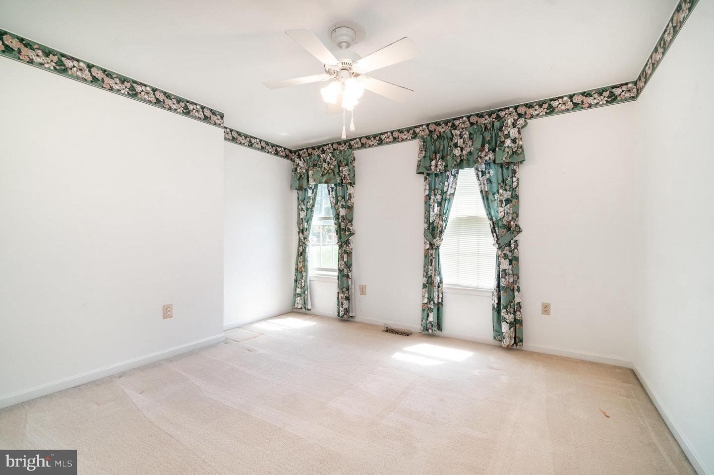 13440 CHRISTOPHER PL, WOODBRIDGE, Virginia 22192, 5 Bedrooms Bedrooms, ,3 BathroomsBathrooms,Residential,For sale,13440 CHRISTOPHER PL,VAPW2092422 MLS # VAPW2092422