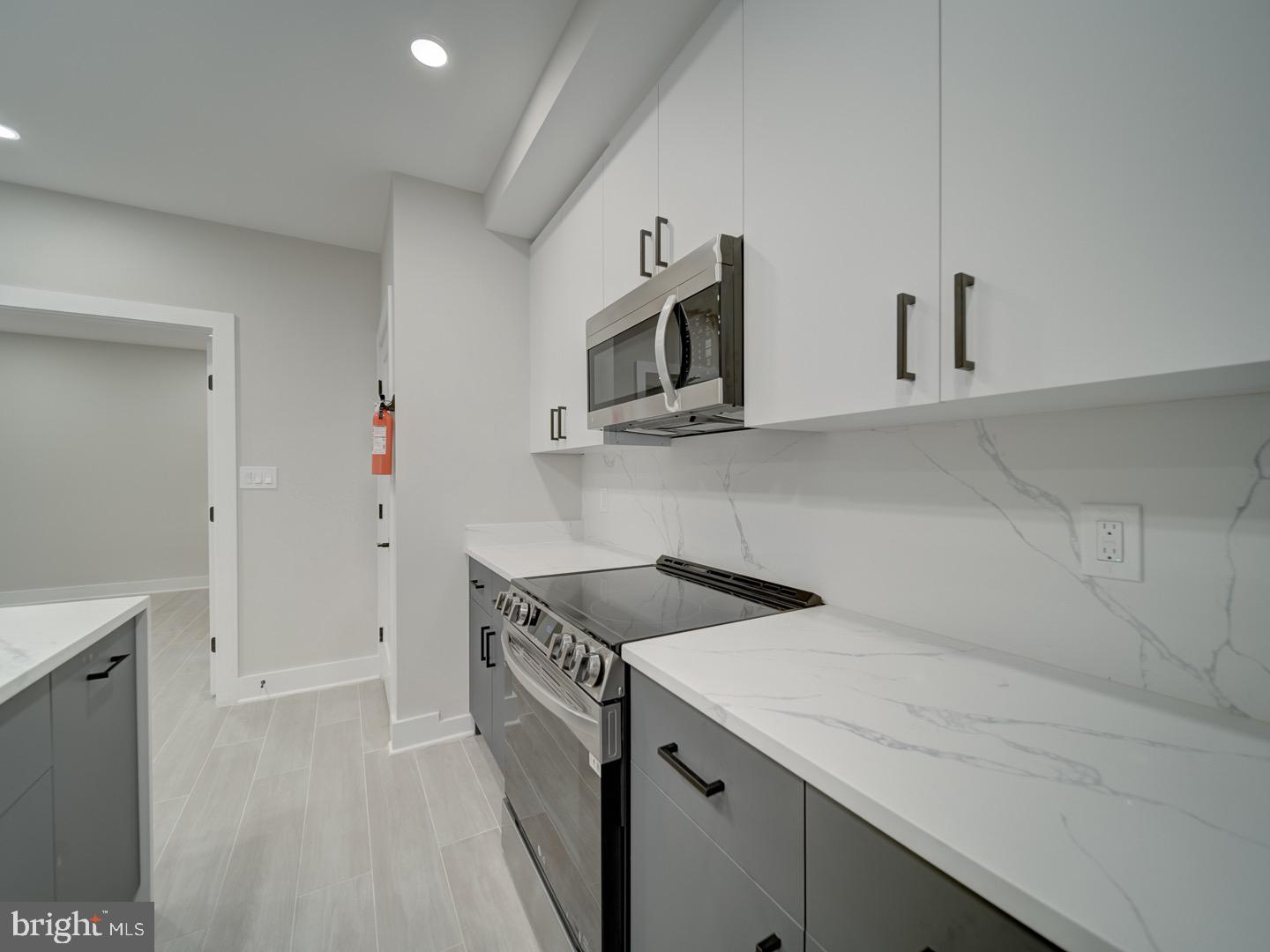 1004 18TH ST NE #2, WASHINGTON, District Of Columbia 20002, 1 Bedroom Bedrooms, ,1 BathroomBathrooms,Residential,For sale,1004 18TH ST NE #2,DCDC2197806 MLS # DCDC2197806