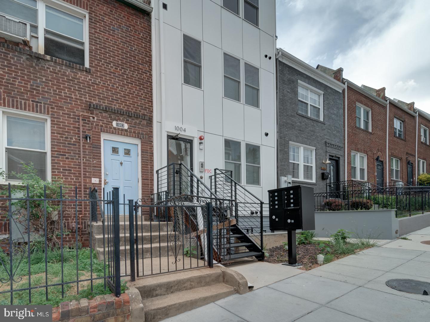 1004 18TH ST NE #2, WASHINGTON, District Of Columbia 20002, 1 Bedroom Bedrooms, ,1 BathroomBathrooms,Residential,For sale,1004 18TH ST NE #2,DCDC2197806 MLS # DCDC2197806