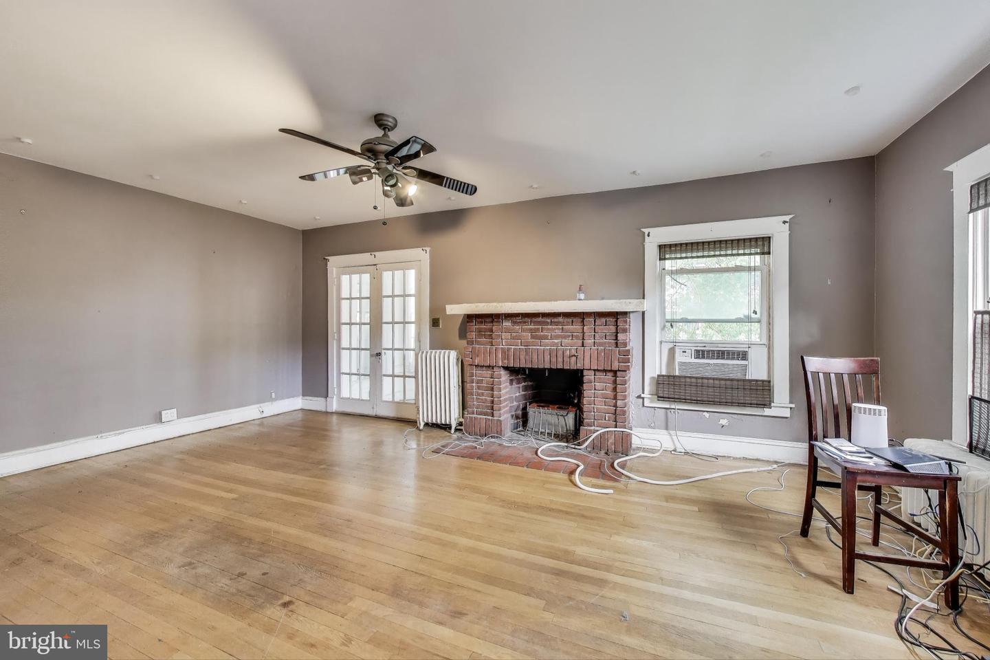 742 CRITTENDEN ST NW, WASHINGTON, District Of Columbia 20011, 4 Bedrooms Bedrooms, ,2 BathroomsBathrooms,Residential,For sale,742 CRITTENDEN ST NW,DCDC2197906 MLS # DCDC2197906
