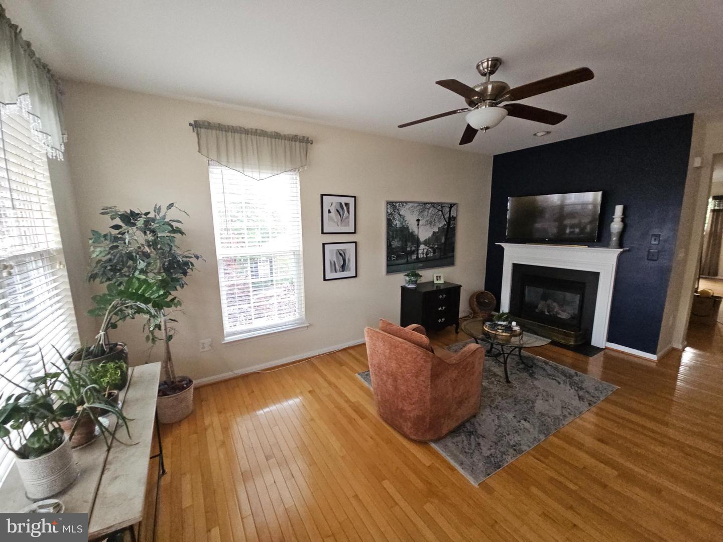 12973 MANDOLIN LN, WOODBRIDGE, Virginia 22192, 3 Bedrooms Bedrooms, ,2 BathroomsBathrooms,Residential,For sale,12973 MANDOLIN LN,VAPW2093920 MLS # VAPW2093920